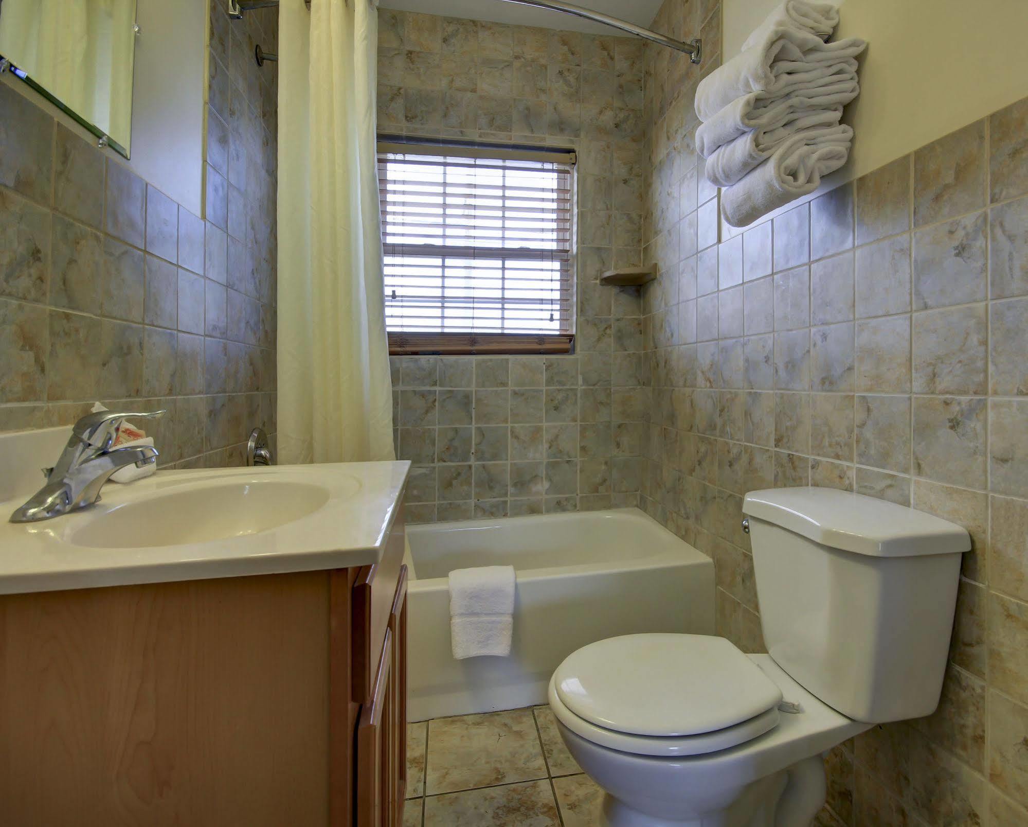 Ambassador Inn Ocean City Dış mekan fotoğraf